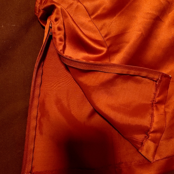 Sag Harbor Red Sleeveless Shirt size 10 with zipper on the side. - Picture 5 of 15